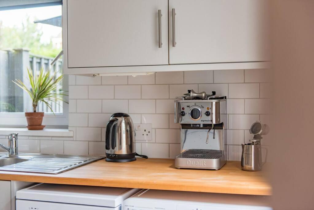 Heritage Cottage - Charming And Stylish Home With Lovely Garden Walmer Exterior photo