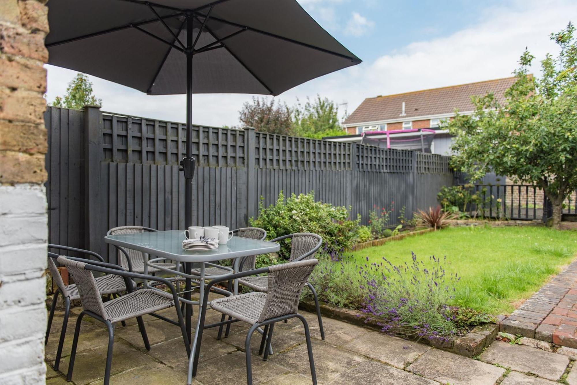 Heritage Cottage - Charming And Stylish Home With Lovely Garden Walmer Exterior photo